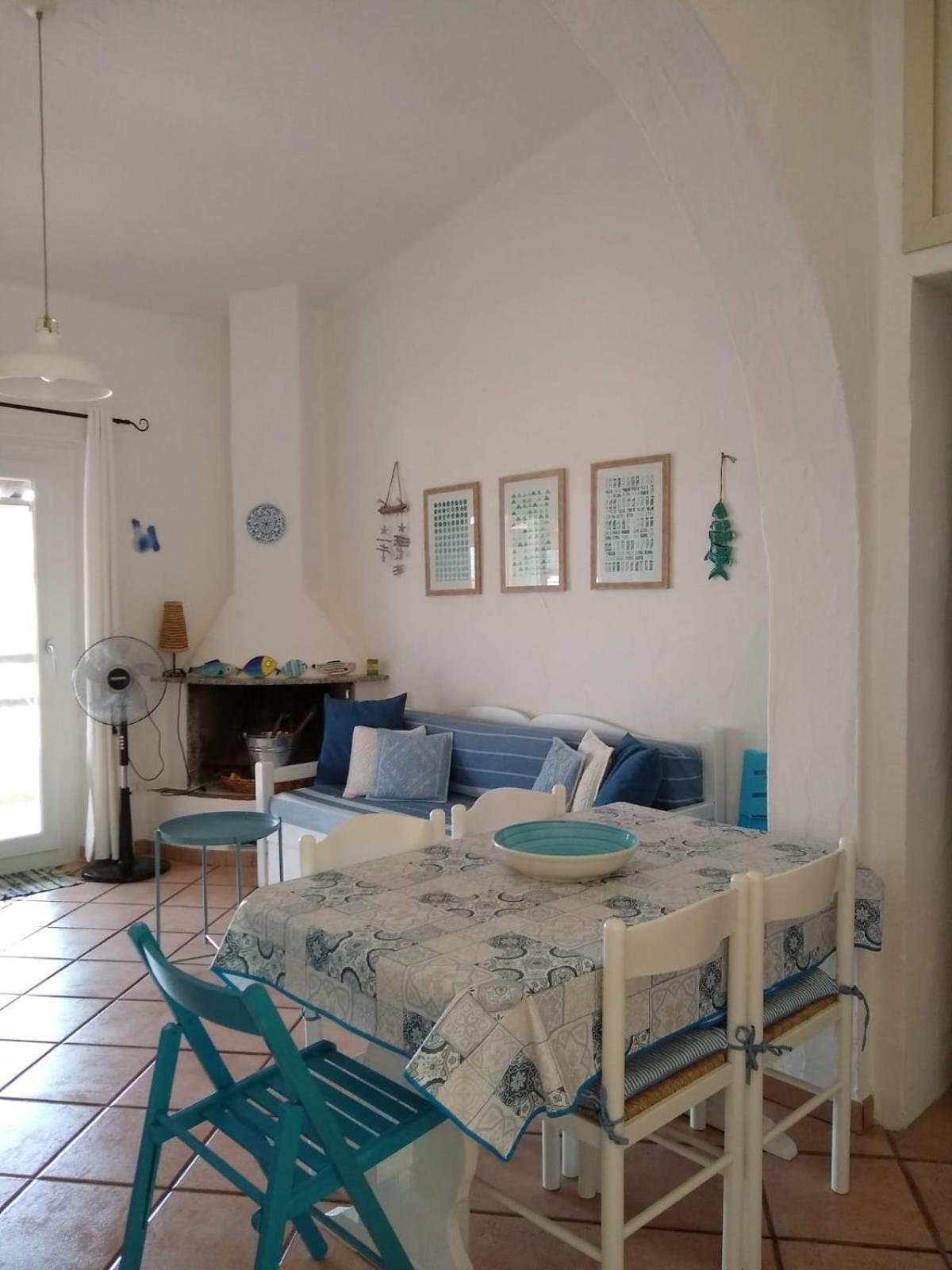 Вилла Capo Blu - Santa Margherita Di Pula Экстерьер фото